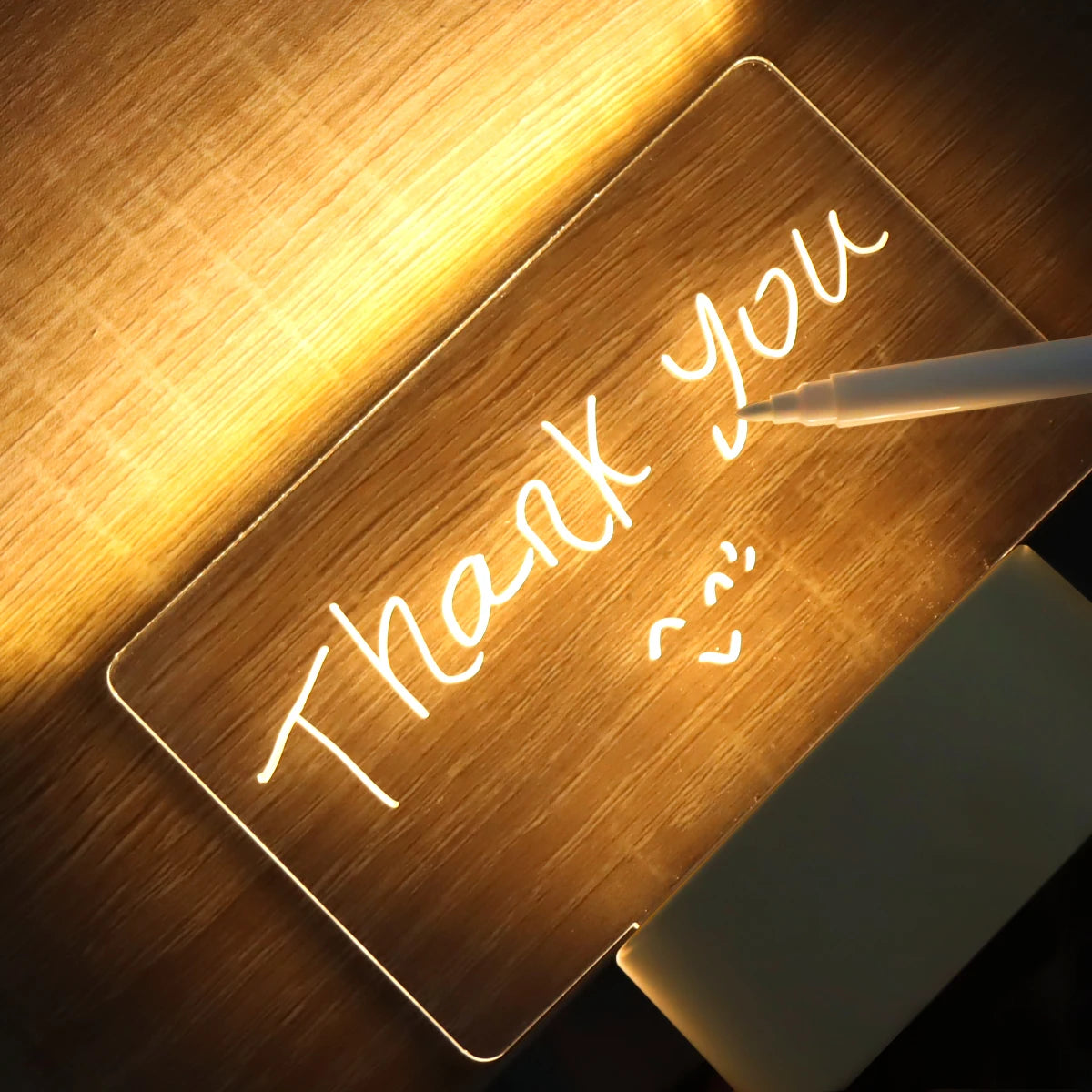GlowNote™ – Personalised Message Board Lamp – Braylen Glow
