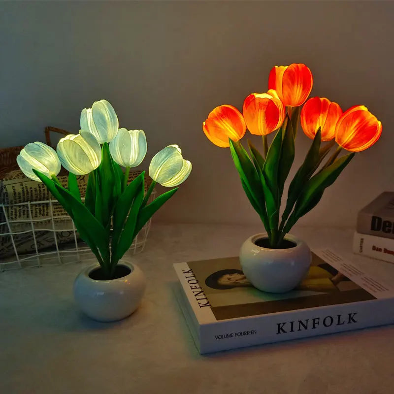 BloomGlow™ – USB Rechargeable Floral Table Lamp – Braylen Glow