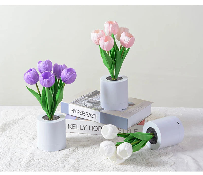 BloomGlow™ – USB Rechargeable Floral Table Lamp – Braylen Glow