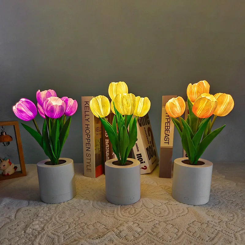 BloomGlow™ – USB Rechargeable Floral Table Lamp – Braylen Glow