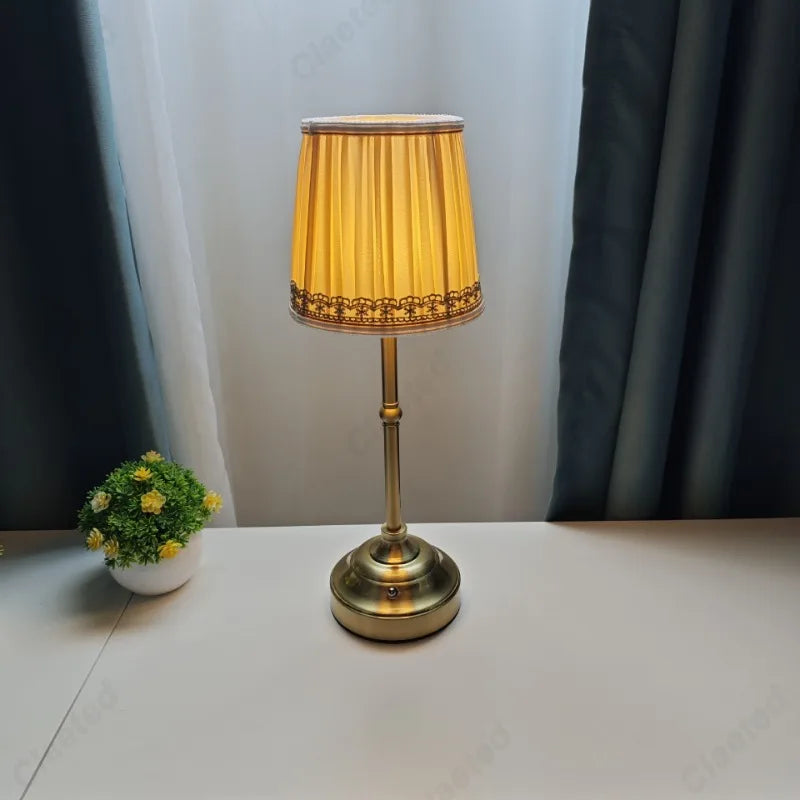 Velaria™ – Pleated Touch LED Table Lamp – by Braylen Glow