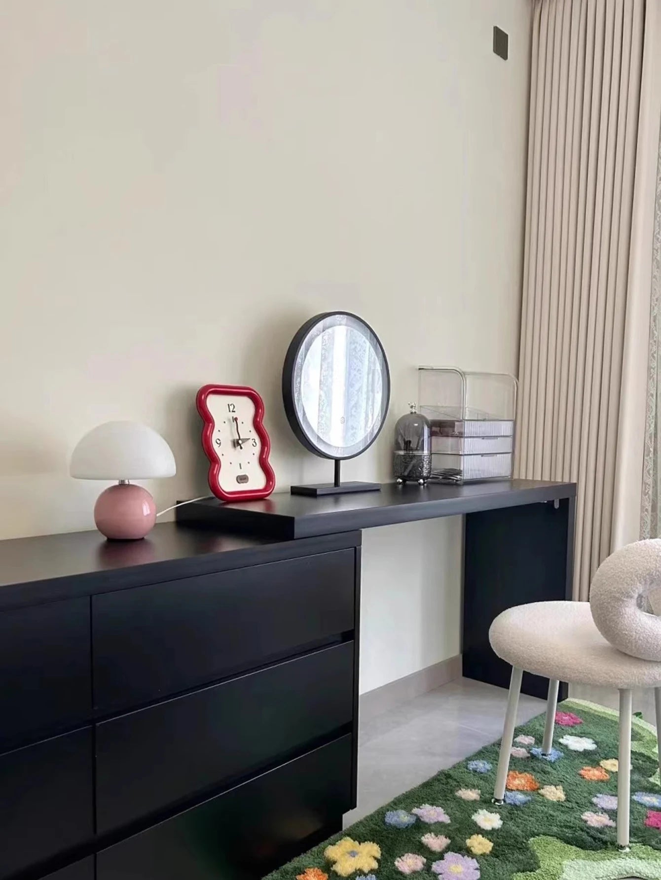 Modern Globe Table Lamp – Braylen Glow