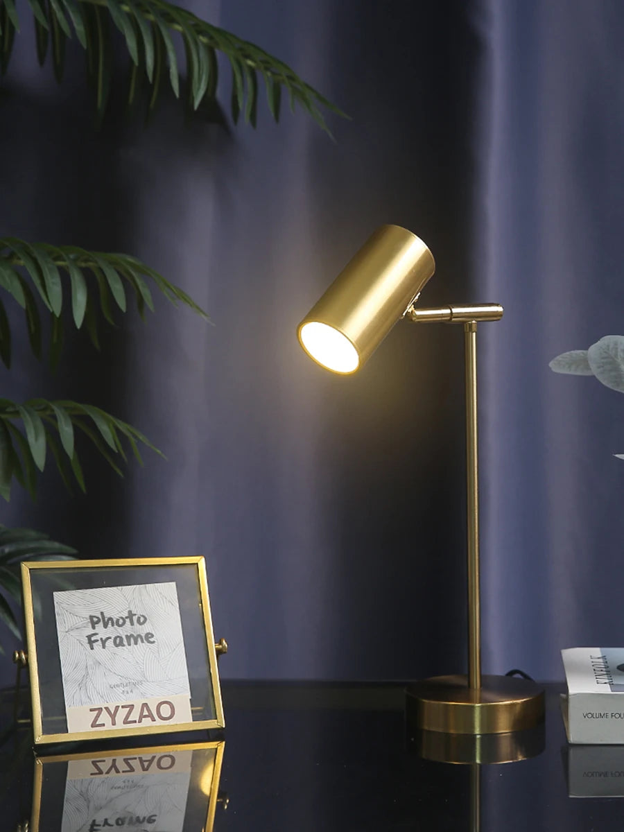 Golden Focus™ – Minimalist Study Desk Lamp – Braylen Glow