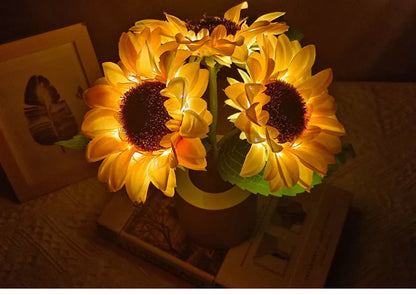 BloomGlow™ – USB Rechargeable Floral Table Lamp – Braylen Glow