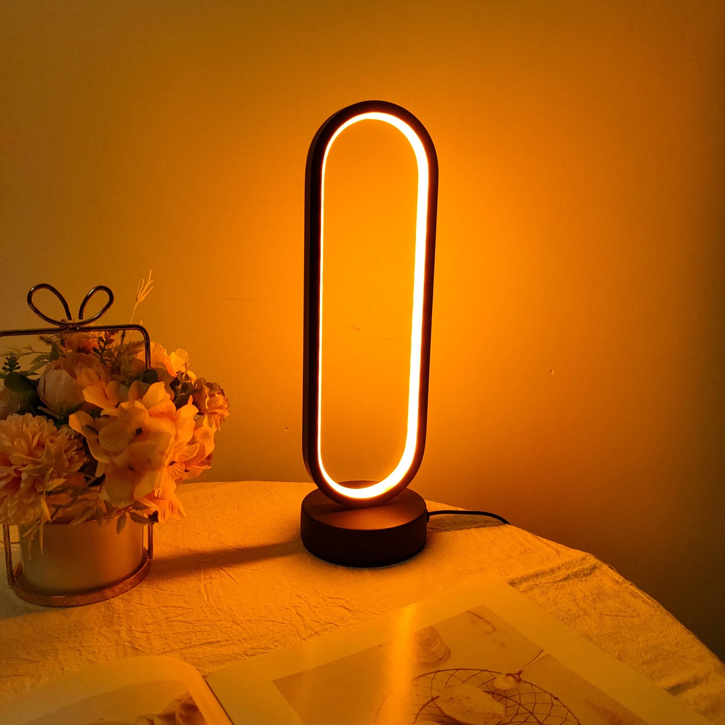 Modern Loop LED Table Lamp – Braylen Glow