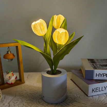 BloomGlow™ – USB Rechargeable Floral Table Lamp – Braylen Glow